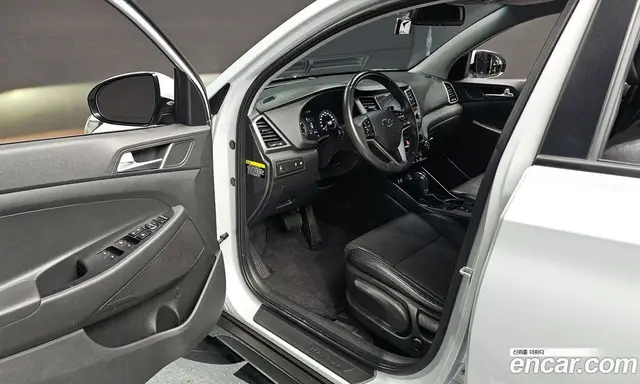 Hyundai Tucson 2016 1.6 автомат (гидро), миниатюра 10