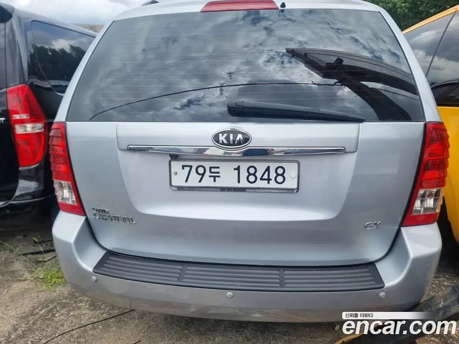 Kia Carnival 2010 2.2 механика, фото 2 Kia Carnival 2010 2.2 механика, фото 2