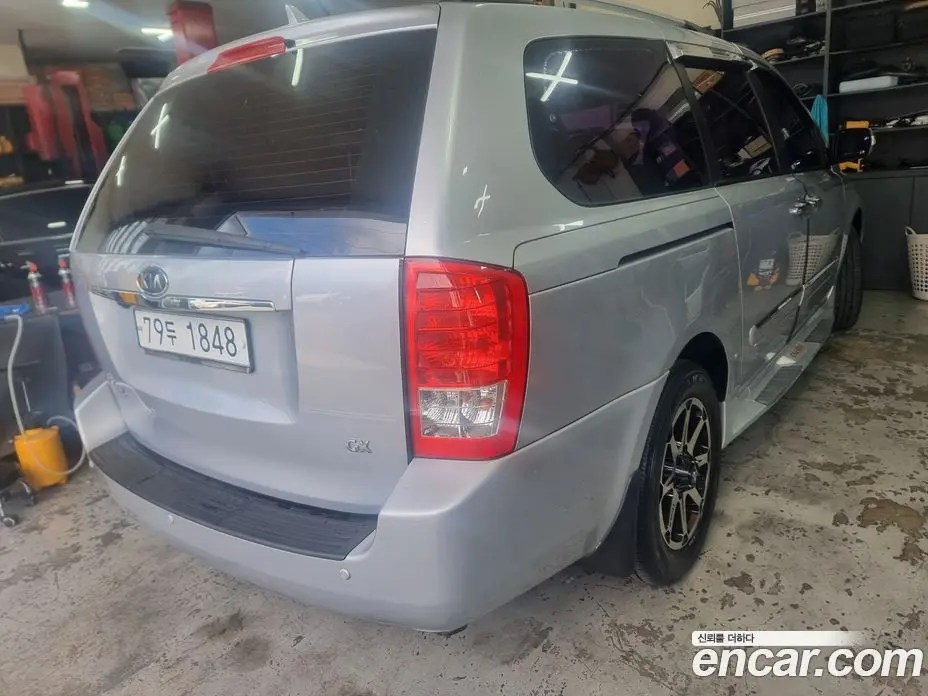 Kia Carnival 2010 2.2 механика, фото 4 Kia Carnival 2010 2.2 механика, фото 4
