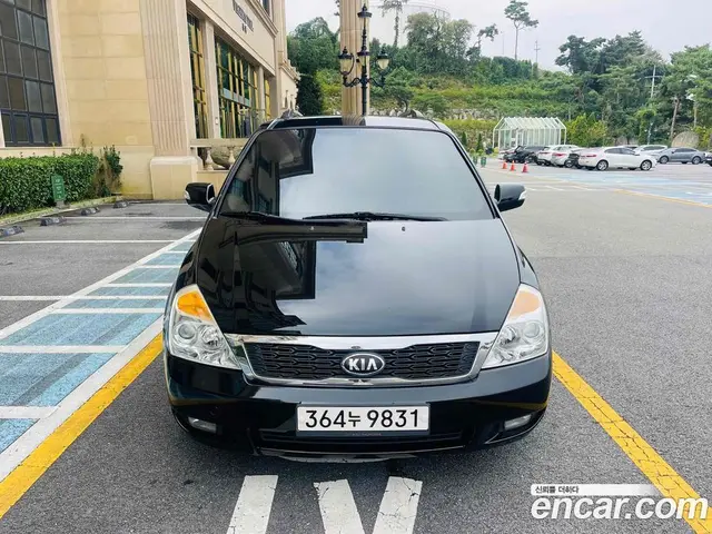Kia Carnival 2013 2.2 автомат (гидро), миниатюра 2