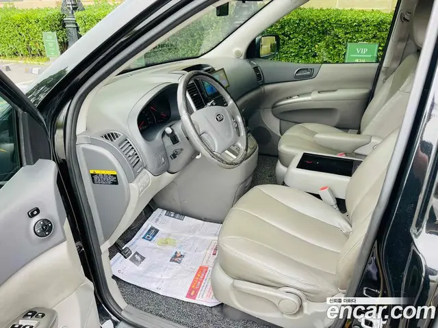 Kia Carnival 2013 2.2 автомат (гидро), миниатюра 10