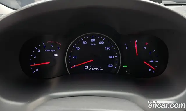 Kia Carnival 2014 2.2 автомат (гидро), миниатюра 8
