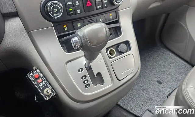 Kia Carnival 2014 2.2 автомат (гидро), миниатюра 9