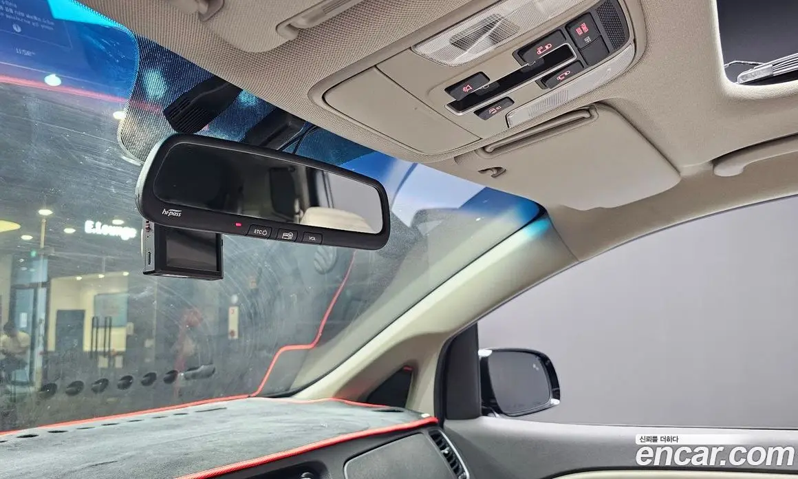 Kia Carnival 2017 2.2 автомат (гидро), фото 18 Kia Carnival 2017 2.2 автомат (гидро), фото 18