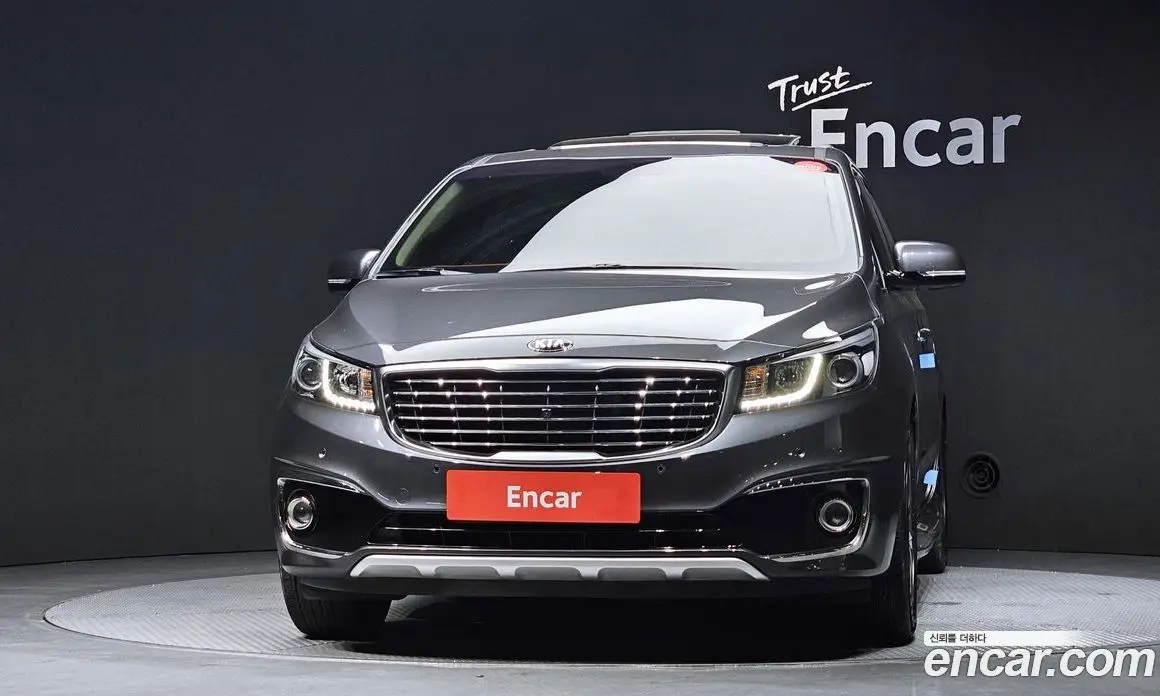 Kia Carnival 2017 2.2 автомат (гидро), фото 3 Kia Carnival 2017 2.2 автомат (гидро), фото 3