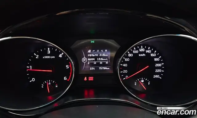 Kia Carnival 2017 2.2 автомат (гидро), миниатюра 8 Kia Carnival 2017 2.2 автомат (гидро), миниатюра 8