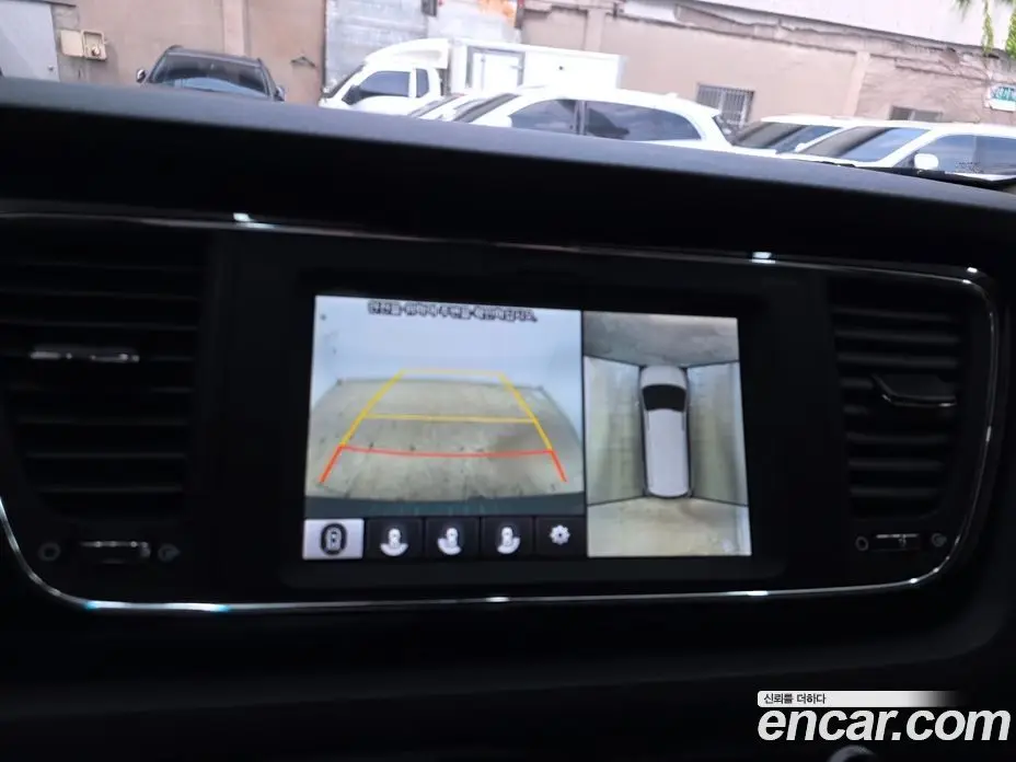 Kia Carnival 2018 2.2 автомат (гидро), фото 12