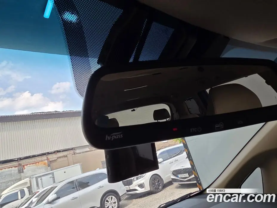 Kia Carnival 2018 2.2 автомат (гидро), фото 15