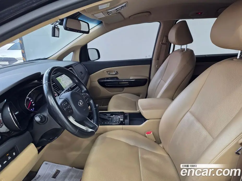 Kia Carnival 2018 2.2 автомат (гидро), фото 17