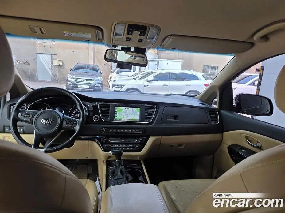 Kia Carnival 2018 2.2 автомат (гидро), фото 18