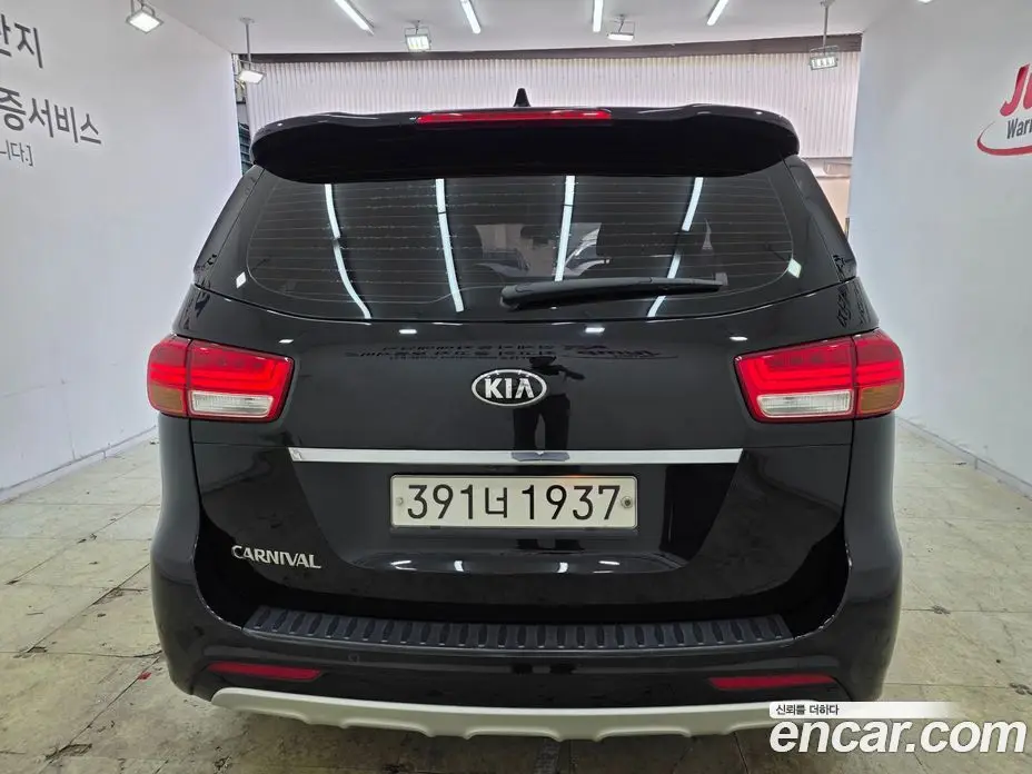Kia Carnival 2018 2.2 автомат (гидро), фото 4