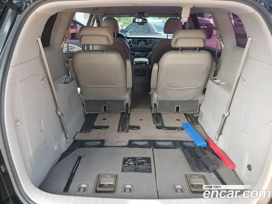 Kia Carnival 2018 2.2 автомат (гидро), фото 11