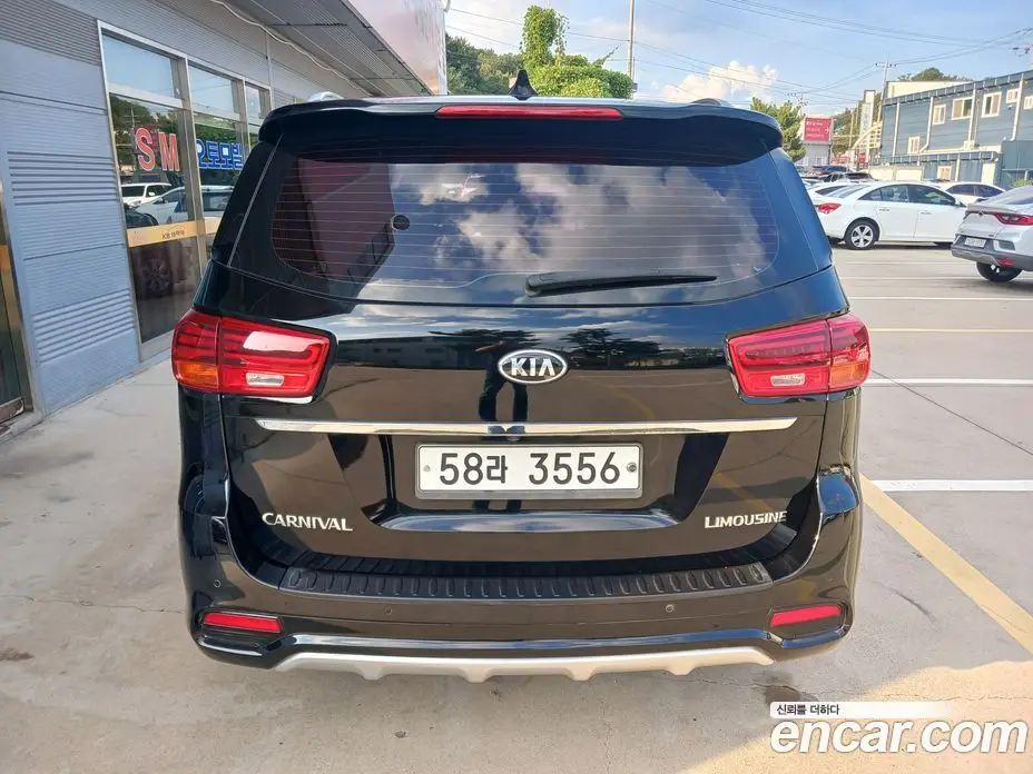 Kia Carnival 2018 2.2 автомат (гидро), фото 5
