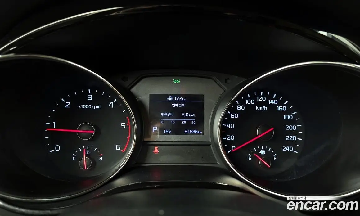 Kia Carnival 2019 2.2 автомат (гидро), фото 11