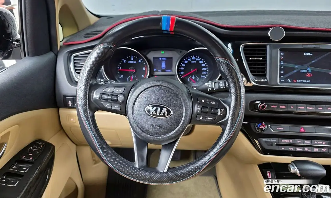 Kia Carnival 2019 2.2 автомат (гидро), фото 19