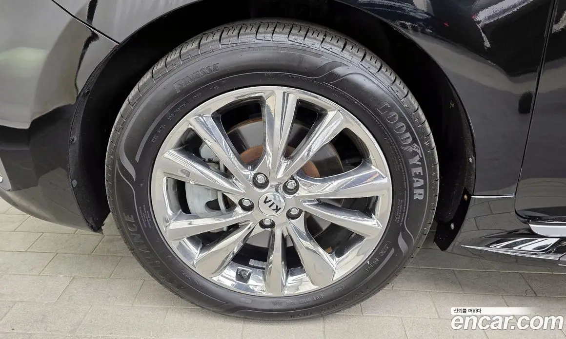 Kia Carnival 2019 2.2 автомат (гидро), фото 5