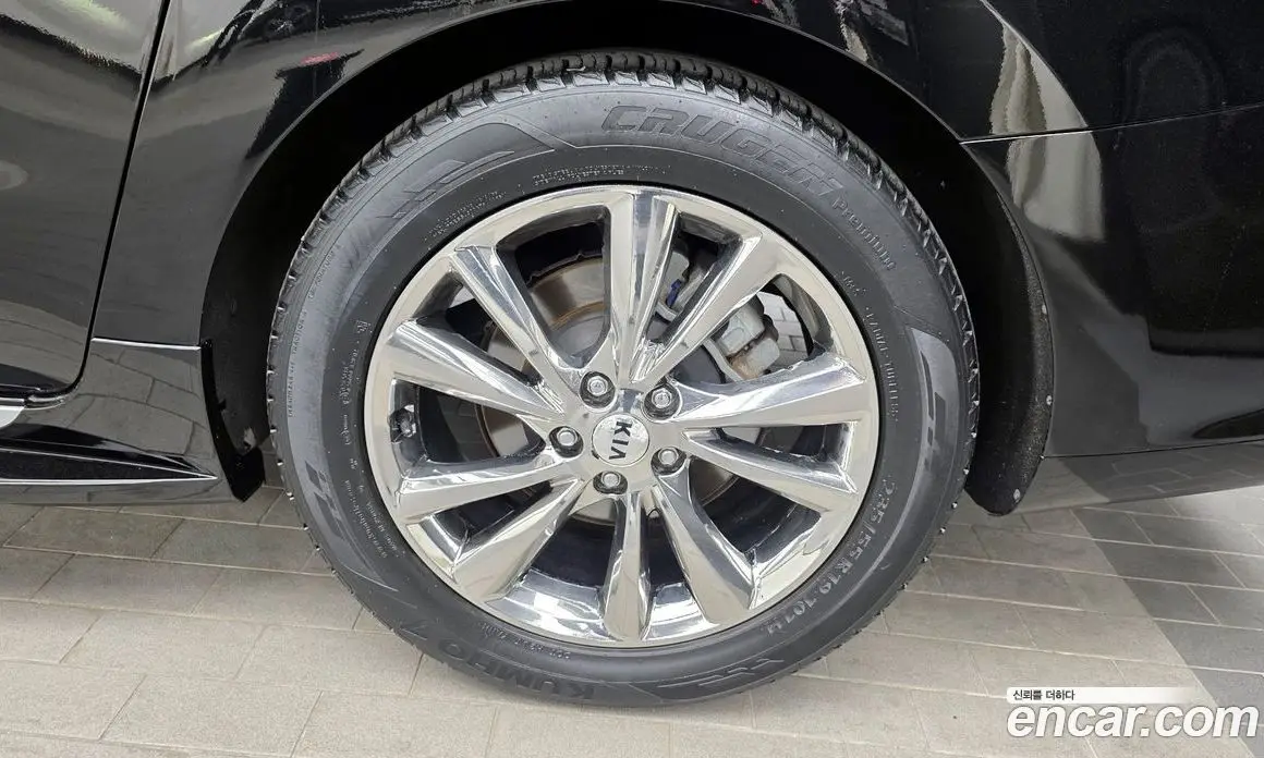 Kia Carnival 2019 2.2 автомат (гидро), фото 7