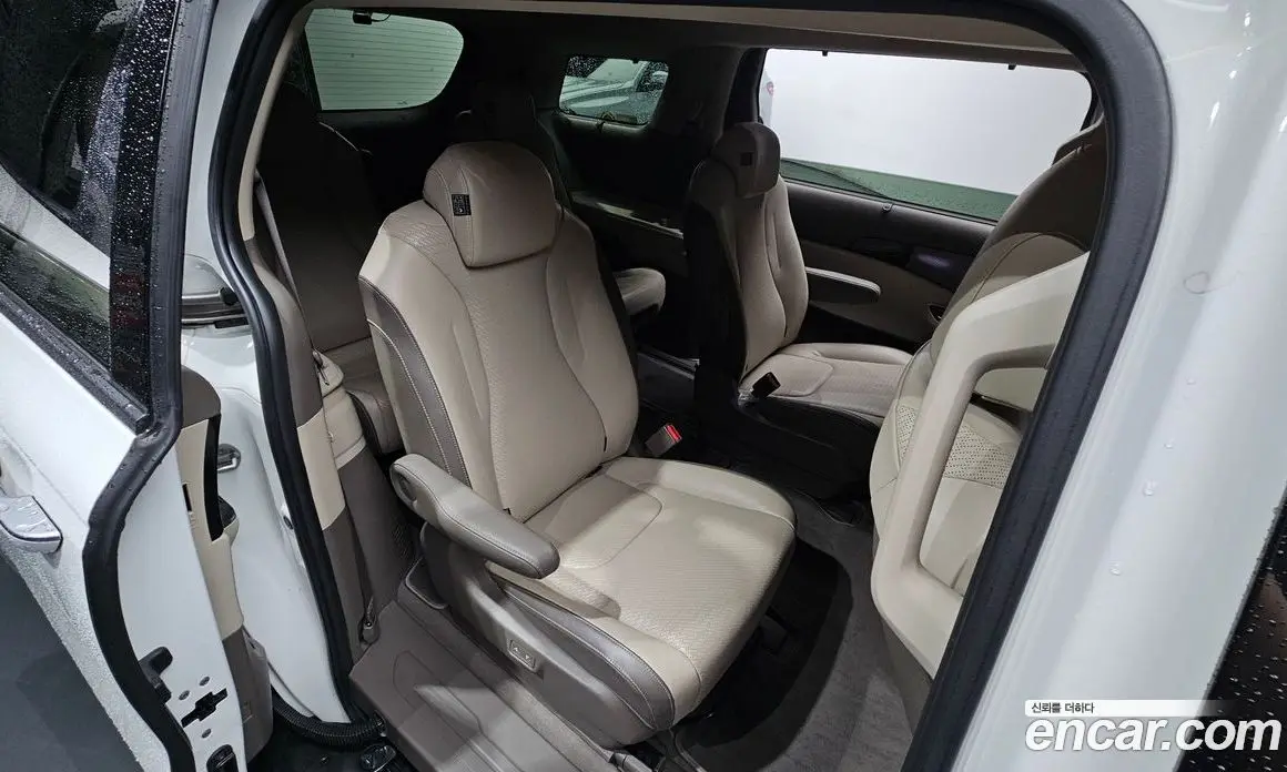 Kia Carnival 2020 2.2 автомат (гидро), фото 11
