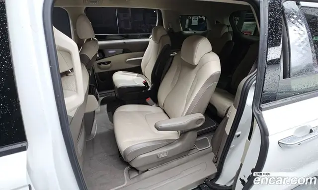 Kia Carnival 2020 2.2 автомат (гидро), миниатюра 12