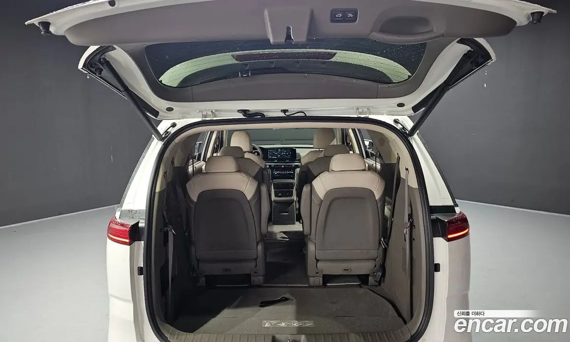 Kia Carnival 2020 2.2 автомат (гидро), фото 20