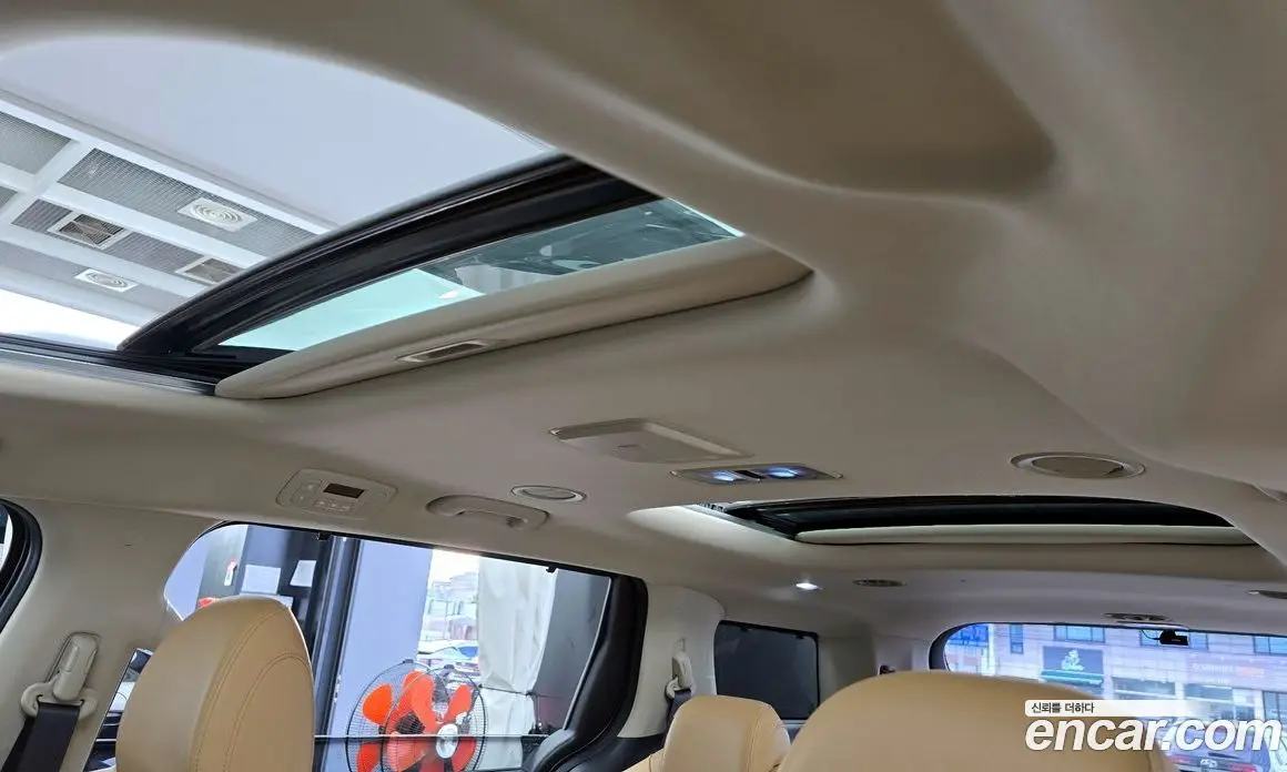 Kia Carnival 2020 2.2 автомат (гидро), фото 18 Kia Carnival 2020 2.2 автомат (гидро), фото 18