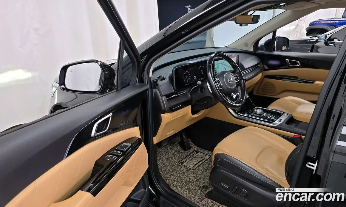 Kia Carnival 2020 2.2 автомат (гидро), фото 10 Kia Carnival 2020 2.2 автомат (гидро), фото 10
