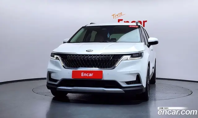 Kia Carnival 2020 2.2 автомат (гидро), миниатюра 2