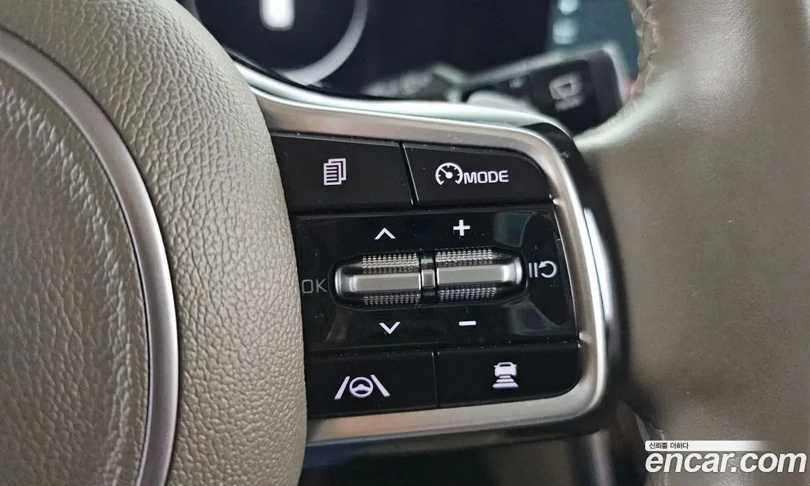 Kia Carnival 2021 2.2 автомат (гидро), фото 20