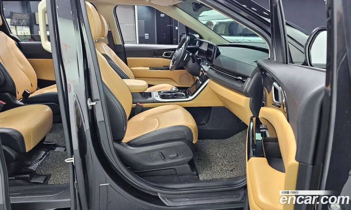 Kia Carnival 2021 2.2 автомат (гидро), фото 17 Kia Carnival 2021 2.2 автомат (гидро), фото 17