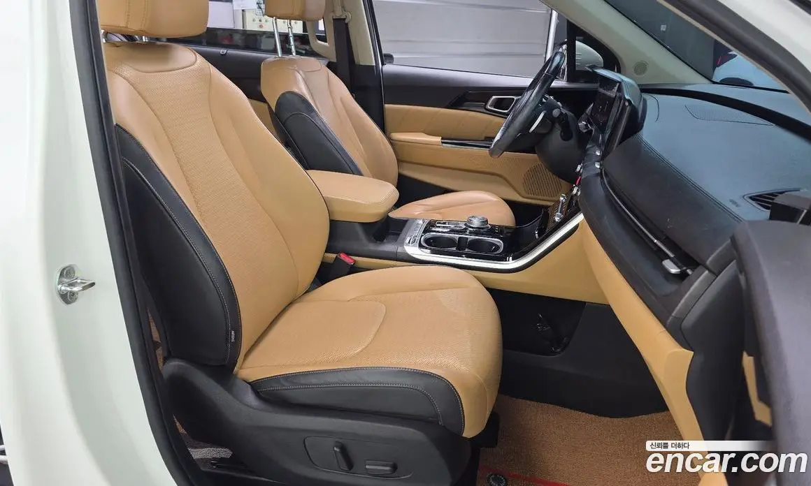 Kia Carnival 2021 2.2 автомат (гидро), фото 17 Kia Carnival 2021 2.2 автомат (гидро), фото 17