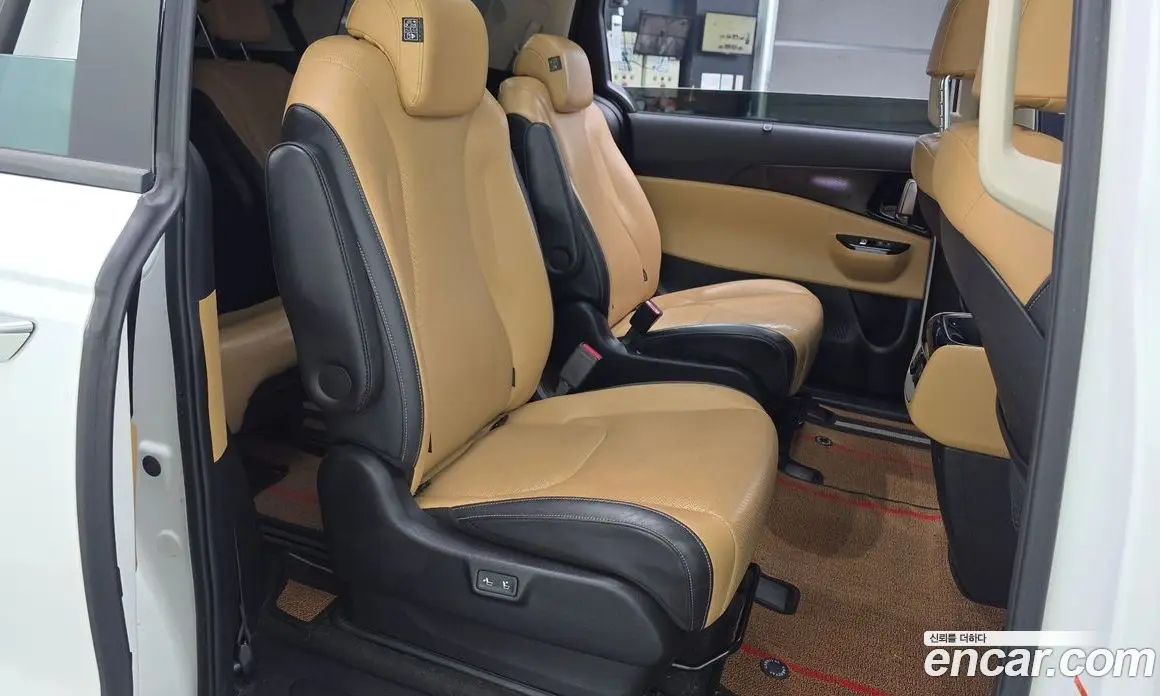 Kia Carnival 2021 2.2 автомат (гидро), фото 18 Kia Carnival 2021 2.2 автомат (гидро), фото 18