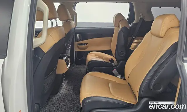 Kia Carnival 2021 2.2 автомат (гидро), миниатюра 11 Kia Carnival 2021 2.2 автомат (гидро), миниатюра 11