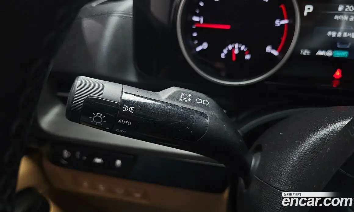 Kia Carnival 2021 2.2 автомат (гидро), фото 19 Kia Carnival 2021 2.2 автомат (гидро), фото 19