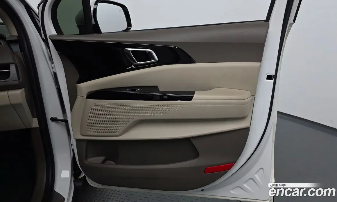 Kia Carnival 2021 2.2 автомат (гидро), фото 14 Kia Carnival 2021 2.2 автомат (гидро), фото 14