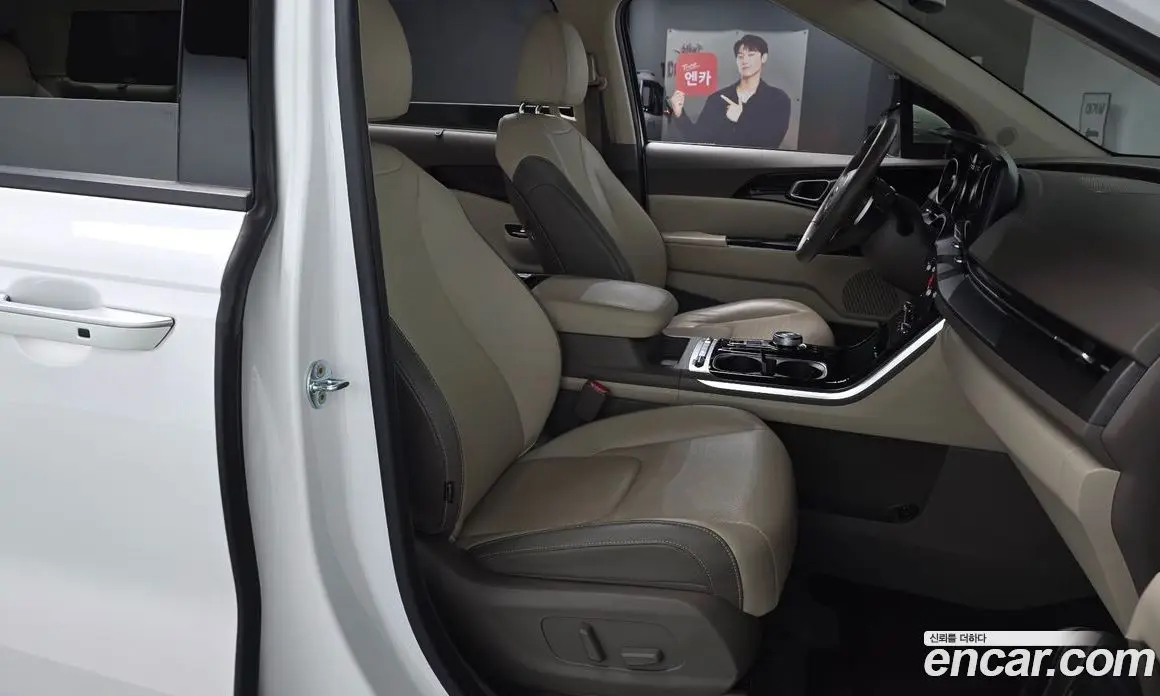 Kia Carnival 2021 2.2 автомат (гидро), фото 16 Kia Carnival 2021 2.2 автомат (гидро), фото 16