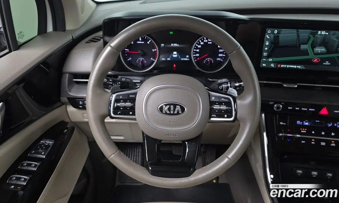 Kia Carnival 2021 2.2 автомат (гидро), фото 18 Kia Carnival 2021 2.2 автомат (гидро), фото 18