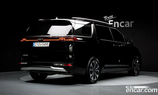 Kia Carnival 2022 2.2 автомат (гидро), миниатюра 2