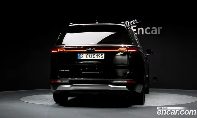 Kia Carnival 2022 2.2 автомат (гидро), миниатюра 4