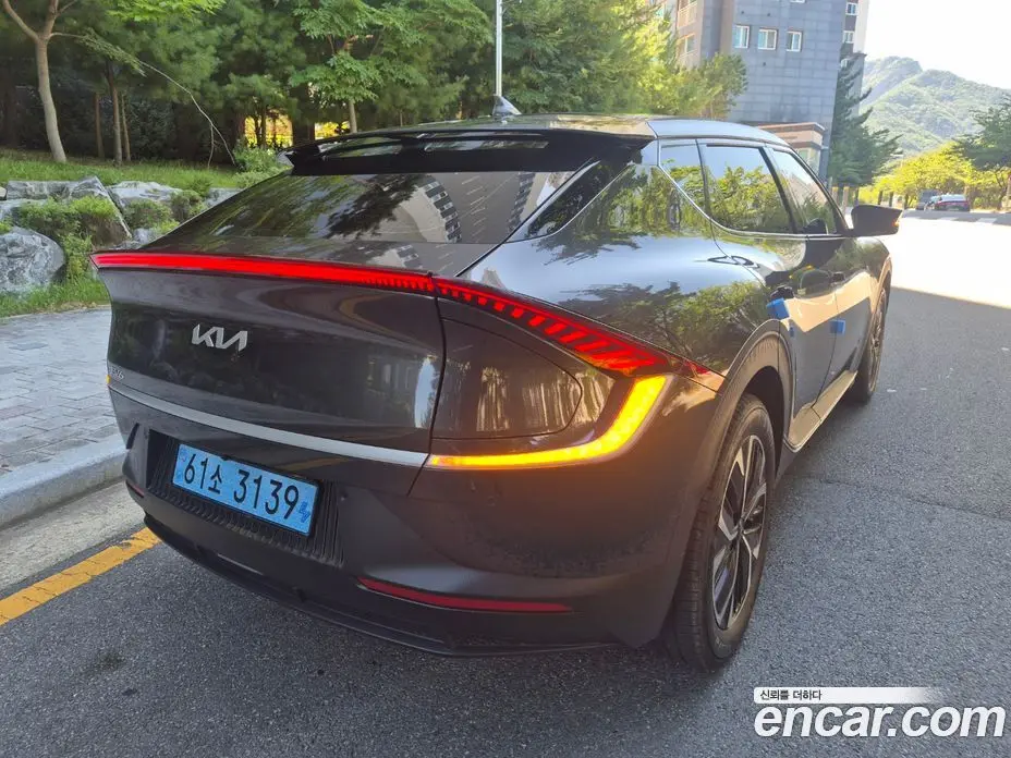 Kia EV6 2022 0.1 автомат (гидро), фото 4