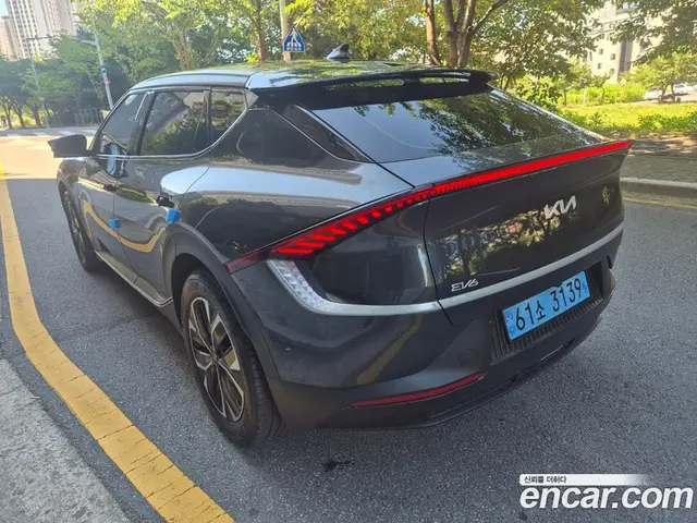 Kia EV6 2022 0.1 автомат (гидро), миниатюра 6
