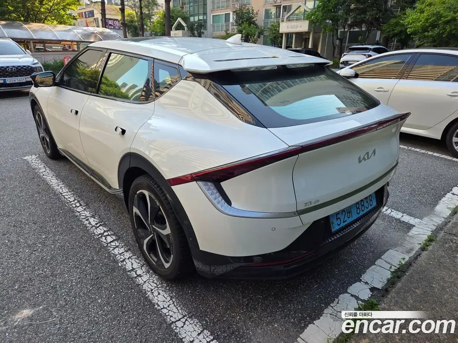 Kia EV6 2023 автомат (гидро), фото 13