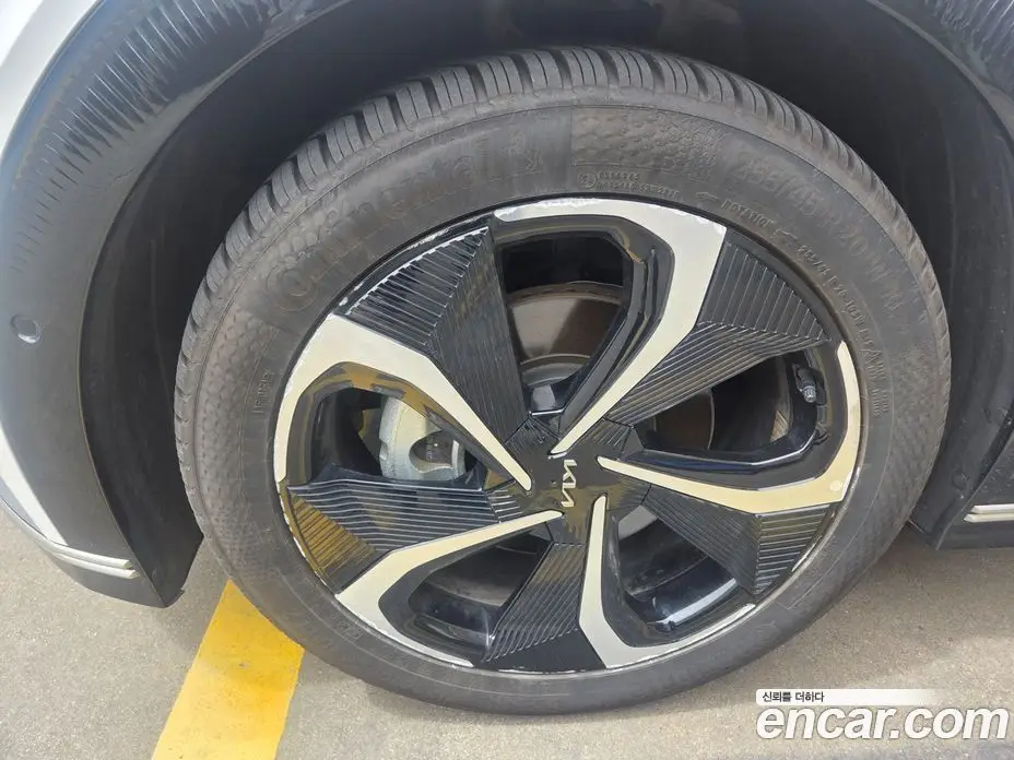 Kia EV6 2023 автомат (гидро), фото 10
