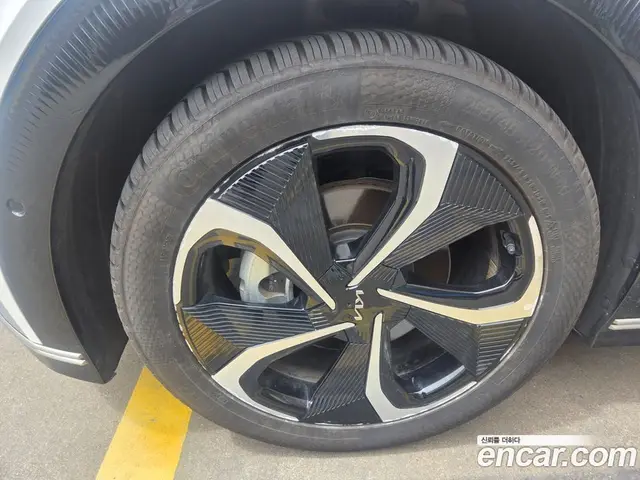 Kia EV6 2023 автомат (гидро), миниатюра 10