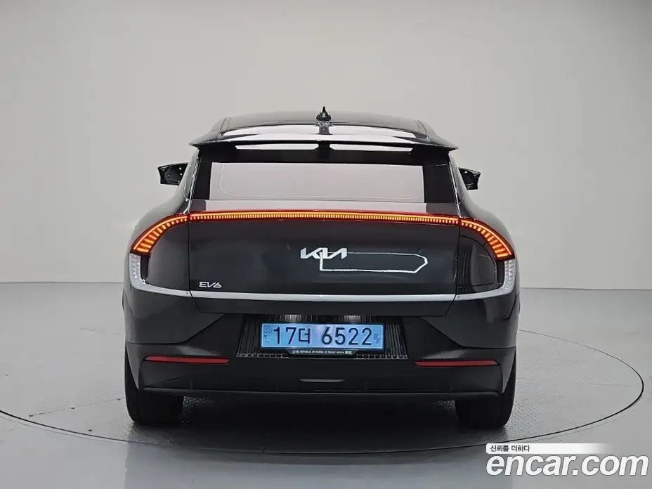 Kia EV6 2024 0.2 автомат (гидро), фото 3