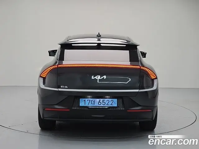 Kia EV6 2024 0.2 автомат (гидро), миниатюра 3