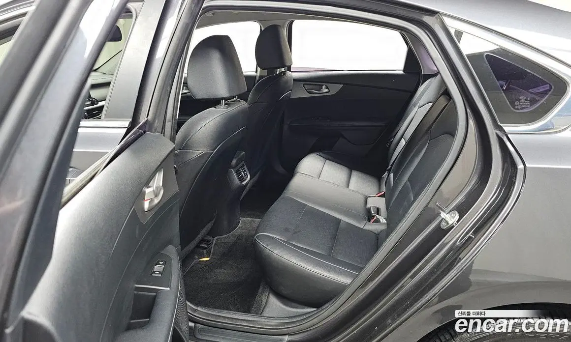 Kia K3 2018 1.6 автомат (гидро), фото 11