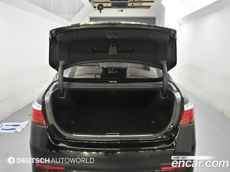 Kia K9 2015 3.3 автомат (гидро), фото 20 Kia K9 2015 3.3 автомат (гидро), фото 20
