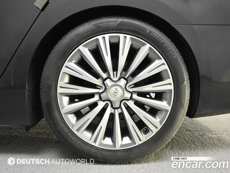 Kia K9 2015 3.3 автомат (гидро), фото 5 Kia K9 2015 3.3 автомат (гидро), фото 5
