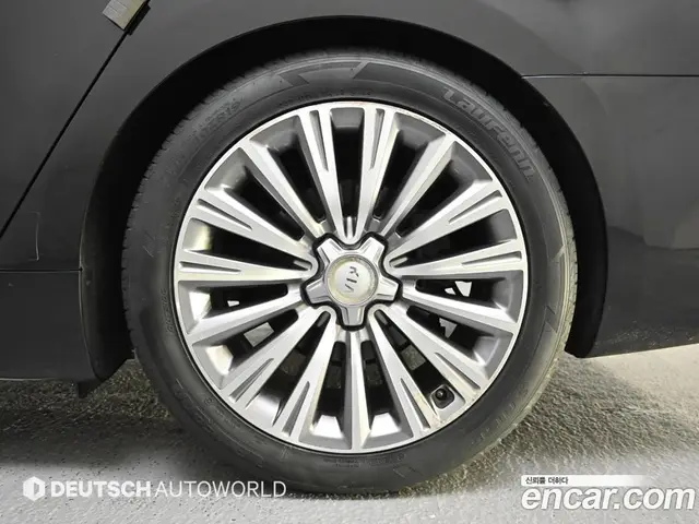 Kia K9 2015 3.3 автомат (гидро), миниатюра 5 Kia K9 2015 3.3 автомат (гидро), миниатюра 5