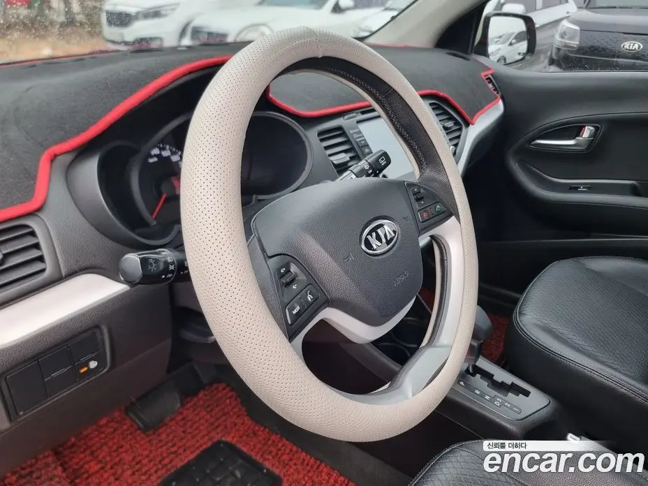 Kia Morning 2011 1.0 автомат (гидро), фото 11